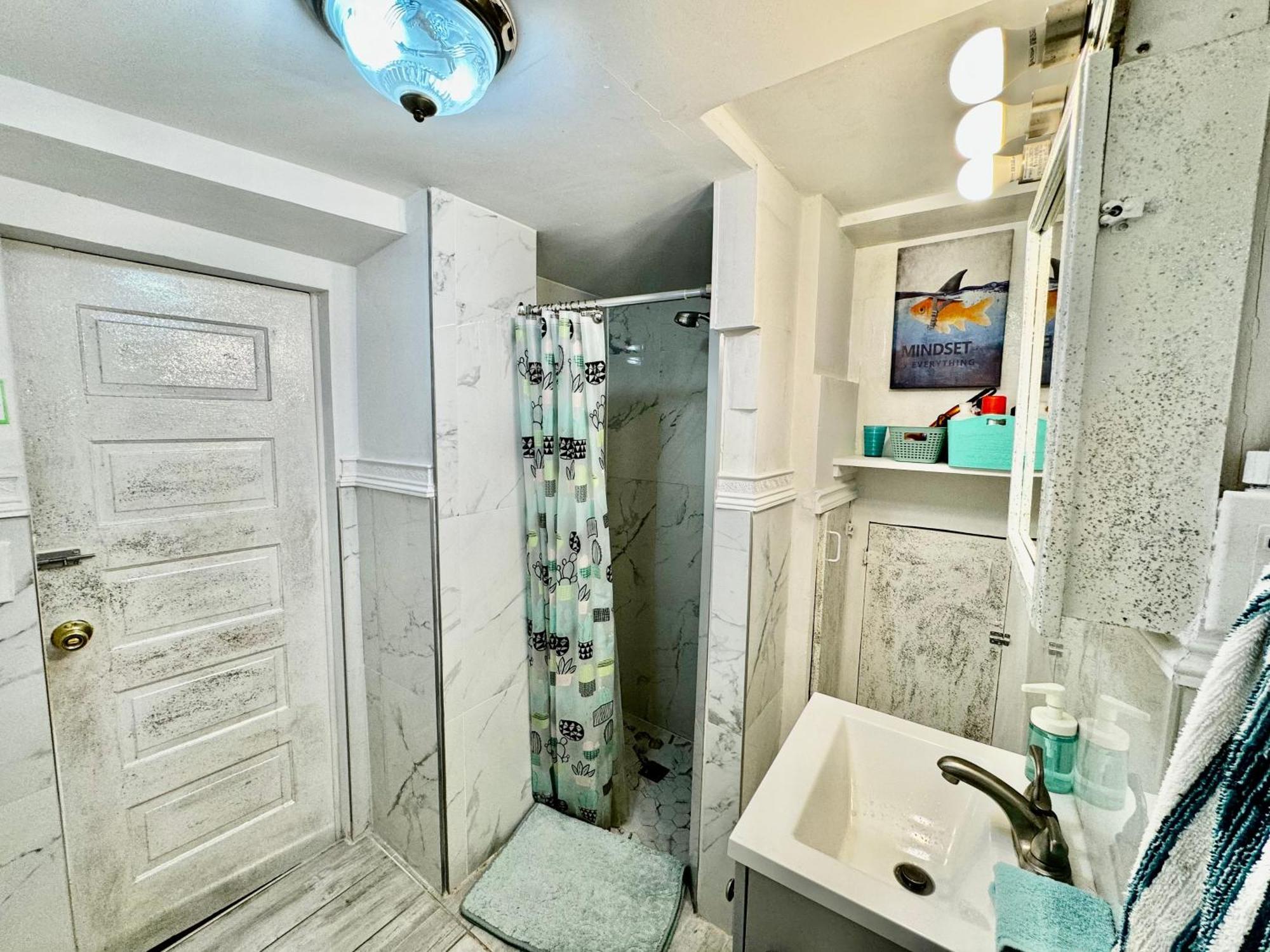 Private Room With Two Twin Beds Air Conditioning And Shared Bathrooms Located Near Seatac Airport And Downtown ซีแอตเทิล ภายนอก รูปภาพ