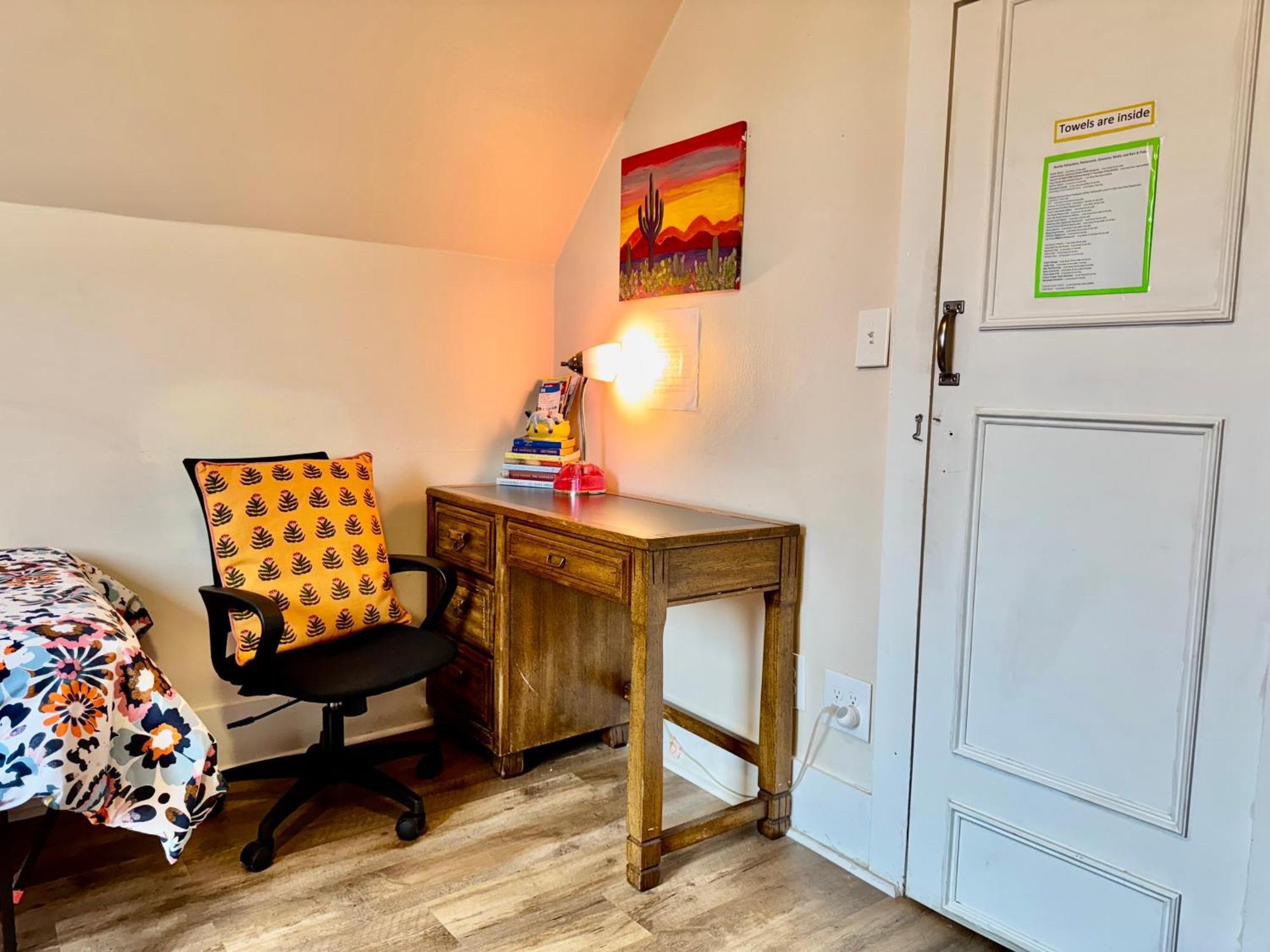 Private Room With Two Twin Beds Air Conditioning And Shared Bathrooms Located Near Seatac Airport And Downtown ซีแอตเทิล ภายนอก รูปภาพ